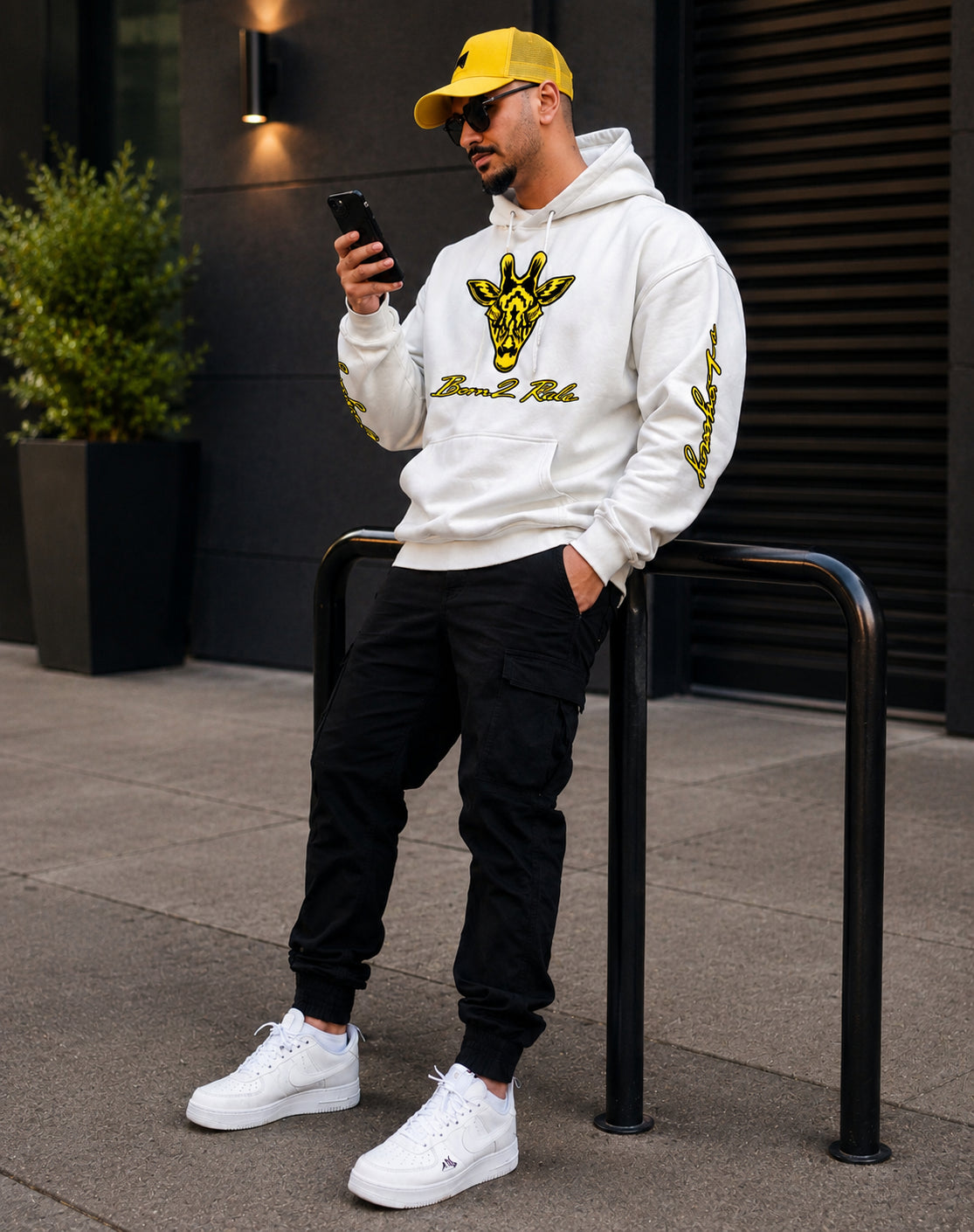 EeNzZii Legacy Oversize Hoodie
